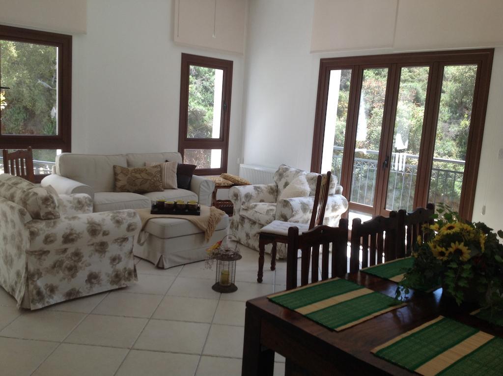 Ta Spitakia Tis Theodosias Apartamento Kalopanagiotis Quarto foto